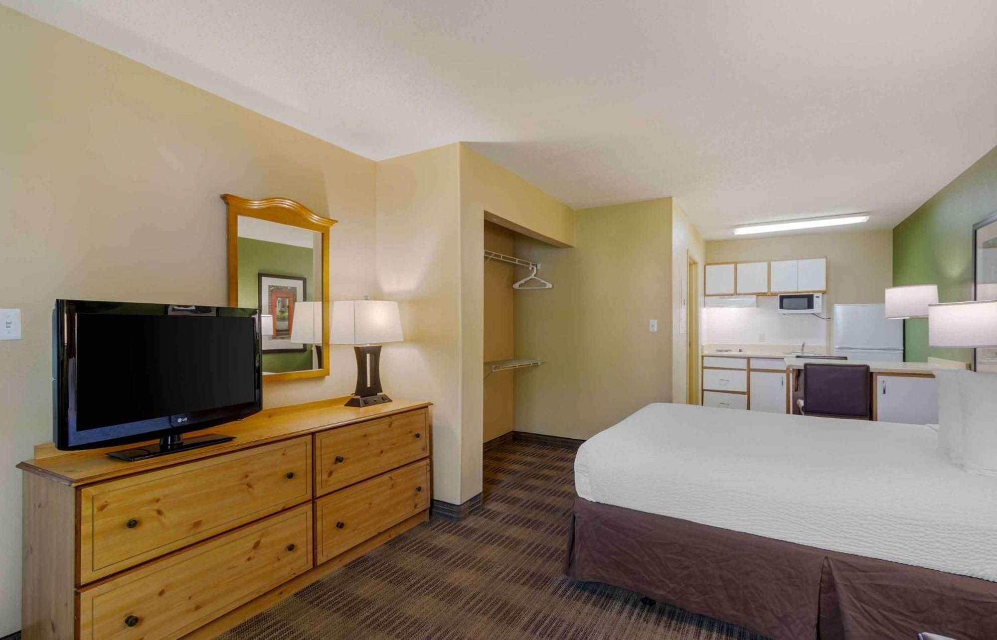 Extended Stay America Select Suites - Atlanta - Cumberland Mall Smyrna Exterior foto