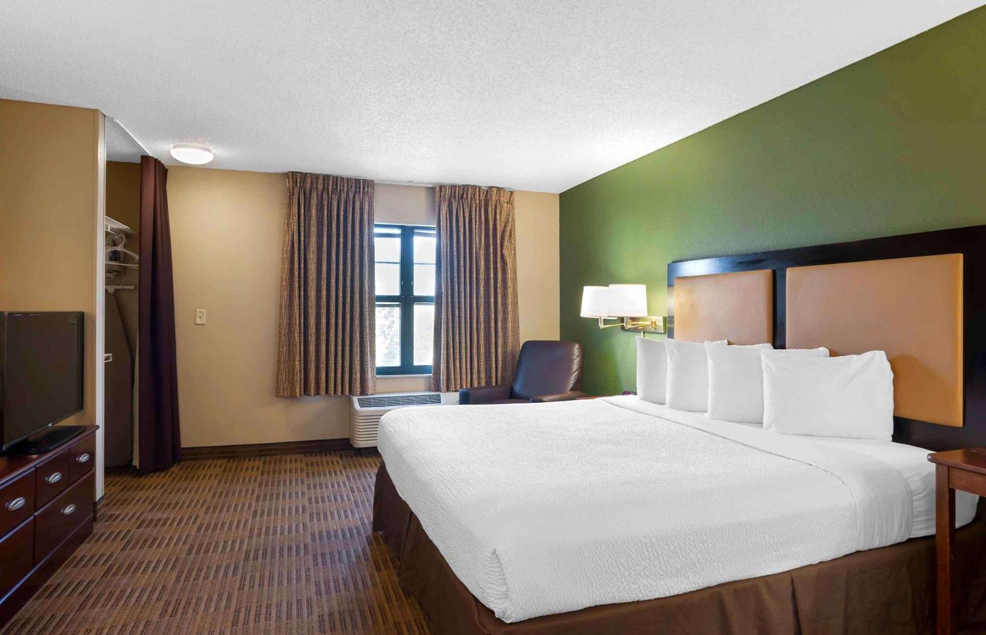Extended Stay America Select Suites - Atlanta - Cumberland Mall Smyrna Exterior foto